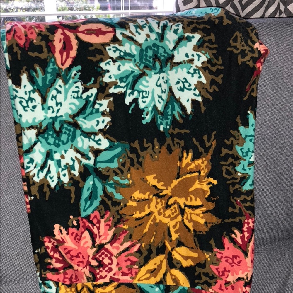 GUC. TC LulaRoe Leggings